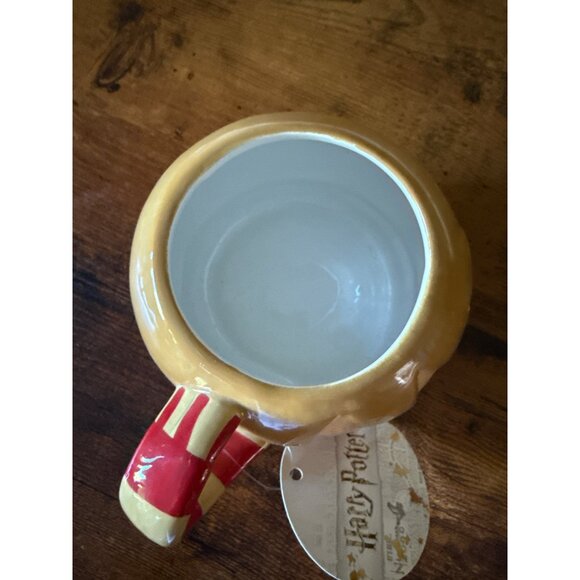 Harry Potter Hermione Granger Shaped Ceramic Mug With Gryffindor Scarf Design - Picture 5 of 13